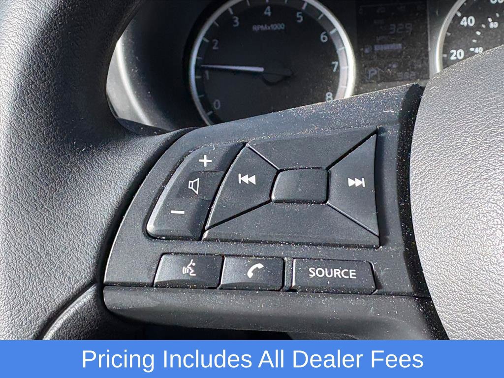 Used 2025 Nissan Kicks Play S FWD image 11