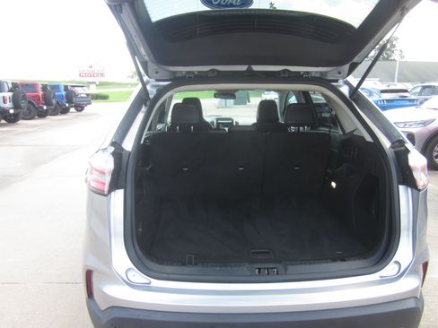 Used 2024 Ford Edge SEL AWD/4WD image 8