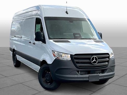New 2025 Mercedes-Benz Sprinter 2500 image 2