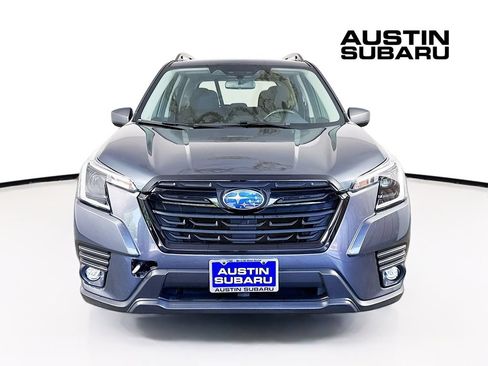 Certified 2024 Subaru Forester Premium AWD/4WD image 3