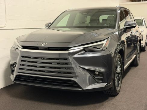 Used 2025 Lexus TX 350 AWD image 4
