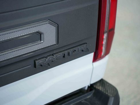 Used 2024 Ford F150 Raptor image 11