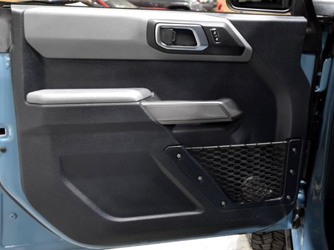 Used 2023 Ford Bronco Everglades image 20