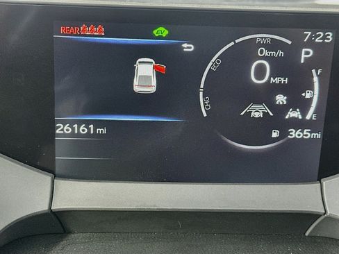 Used 2025 Toyota Prius LE FWD image 19