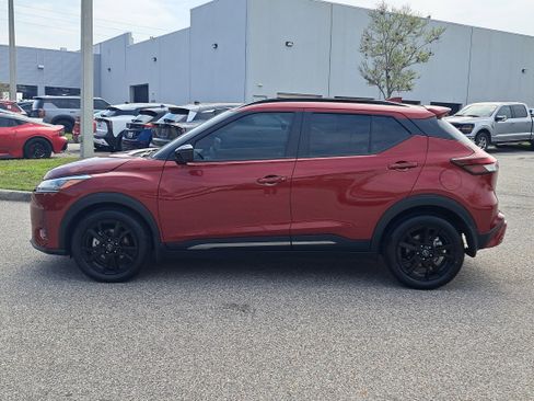 Certified 2024 Nissan Kicks SR w/ SR Premium Package image 9