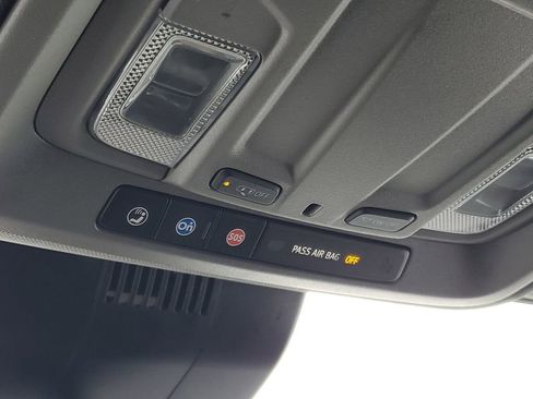 Used 2023 Chevrolet Silverado 1500 LT image 21