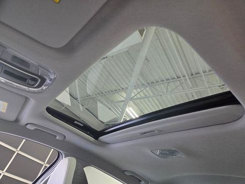 New 2026 Hyundai Elantra Limited FWD image 18