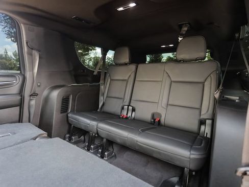 Used 2021 GMC Yukon XL Denali w/ Denali Premium Package AWD/4WD image 65