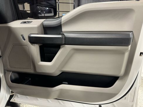 Used 2019 Ford F350 XL w/ Power Equipment Group image 17