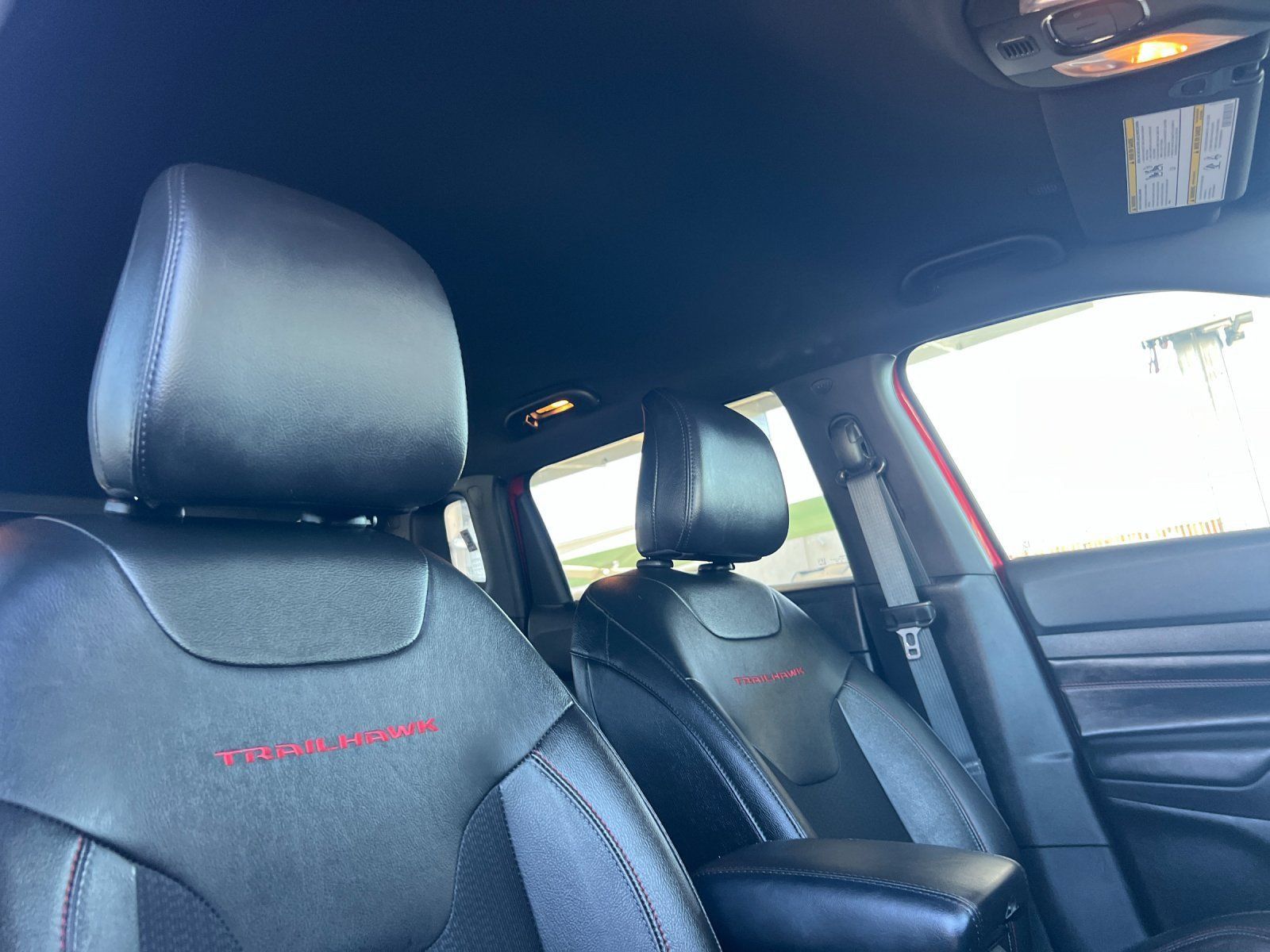 Used 2025 Jeep Compass Trailhawk AWD/4WD image 16