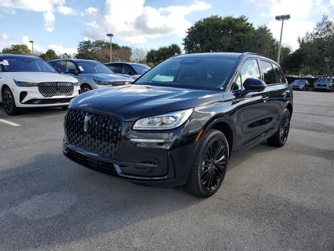 New 2026 Lincoln Corsair Reserve w/ Jet Appearance Package FWD image 2