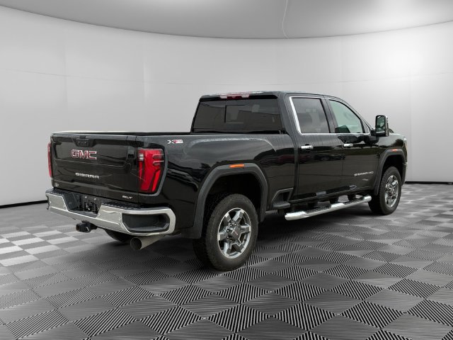 Used 2025 GMC Sierra 3500 SLT AWD/4WD image 5