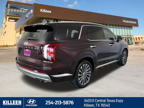 Used 2024 Hyundai Palisade Calligraphy FWD image 8
