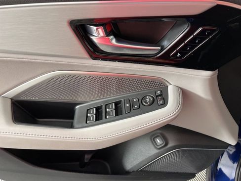 Used 2023 Acura MDX SH-AWD w/ Technology Package image 26