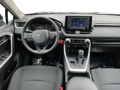 Used 2021 Toyota RAV4 LE FWD image 14