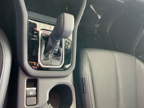 Used 2025 Subaru Forester Limited w/ Protection Package image 17