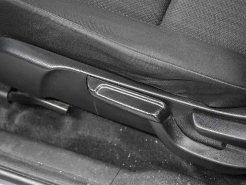 Used 2018 Honda HR-V LX image 22