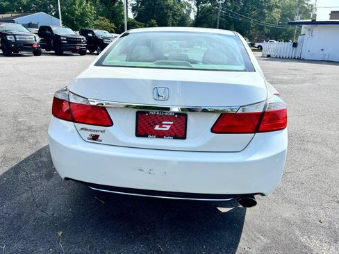 Used 2014 Honda Accord LX image 4