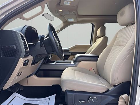 Used 2017 Ford F150 XLT w/ Equipment Group 302A Luxury image 12