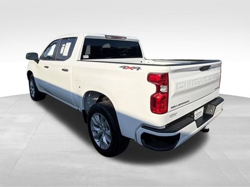 Used 2023 Chevrolet Silverado 1500 Custom AWD/4WD image 5