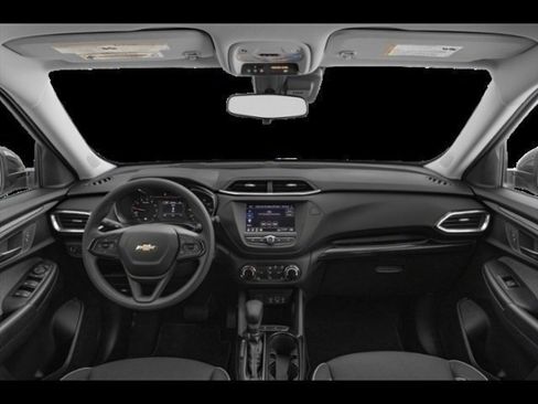Used 2023 Chevrolet TrailBlazer LT w/ Convenience Package image 5