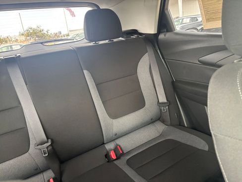 Used 2025 Chevrolet TrailBlazer LT image 35