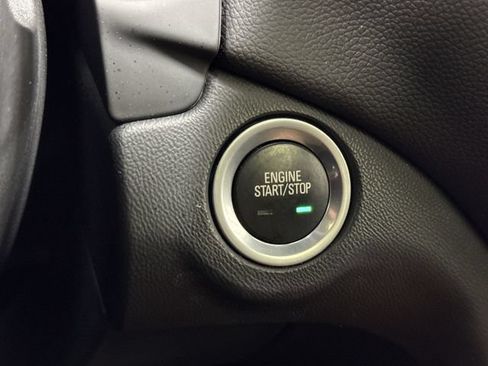 Certified 2022 Chevrolet Equinox LT FWD image 17