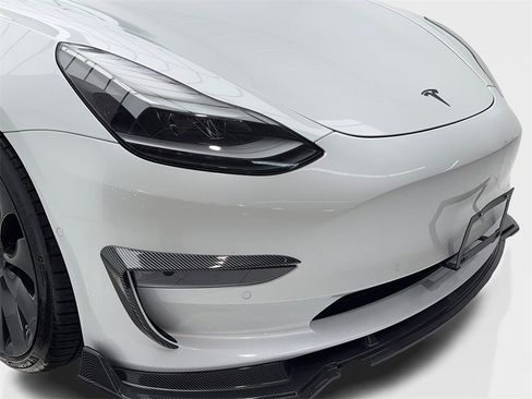 Used 2021 Tesla Model 3 Performance image 3