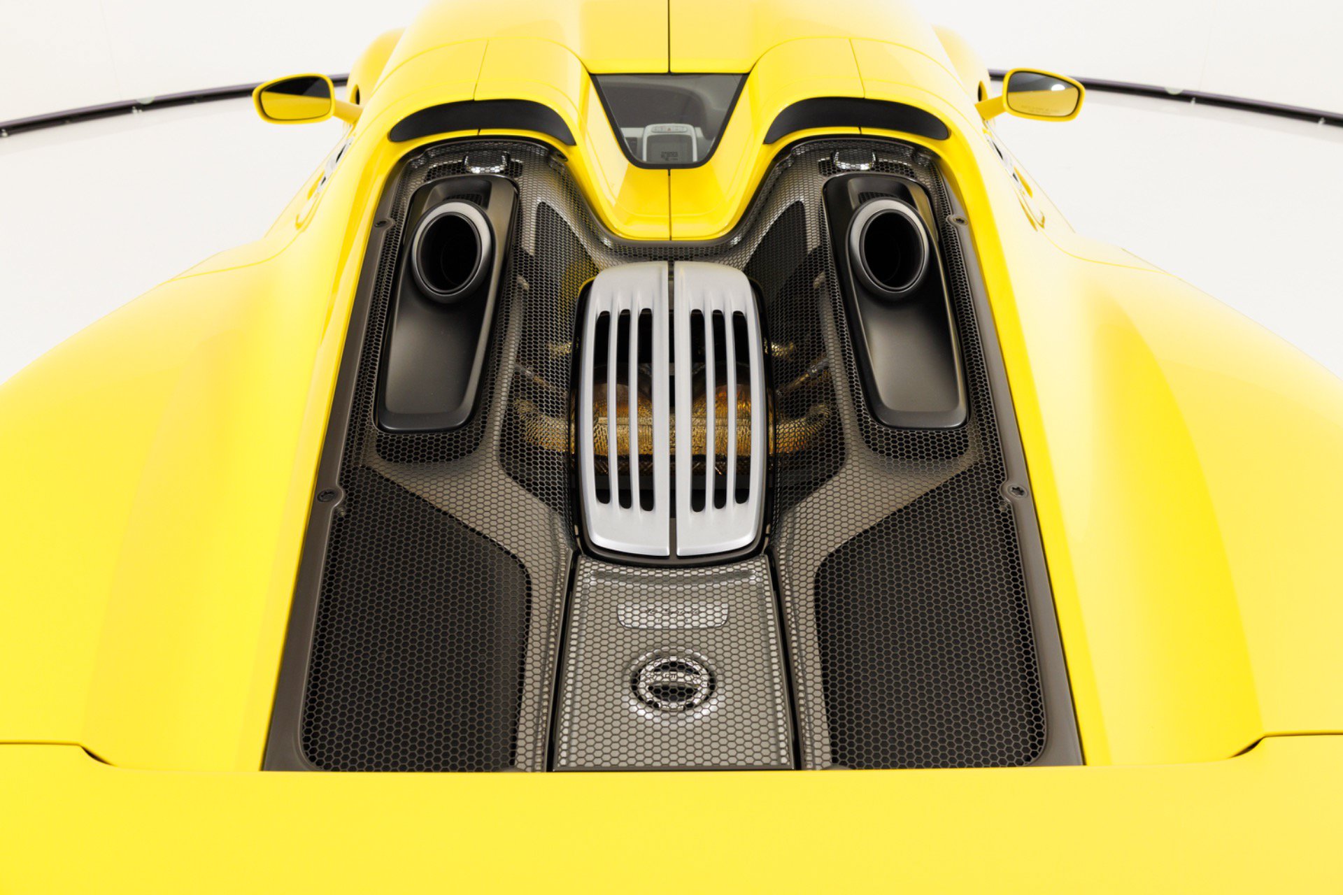 Used 2015 Porsche 918 Spyder AWD/4WD image 69