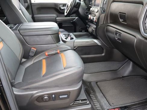 Used 2023 GMC Sierra 2500 AT4 w/ AT4 Premium Plus Package AWD/4WD image 17