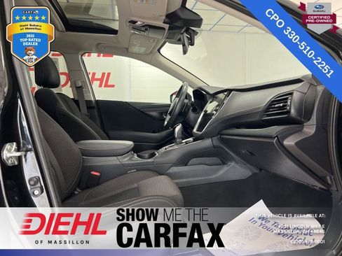 Used 2024 Subaru Outback Premium AWD/4WD image 17