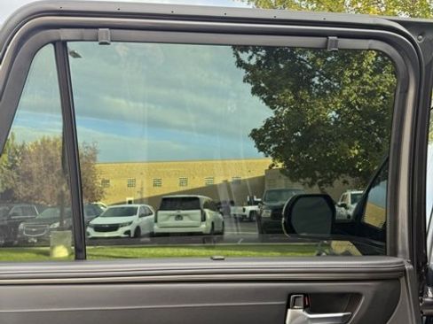 Used 2024 Toyota Sequoia Limited image 39