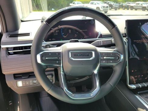 New 2025 GMC Sierra EV Denali image 13