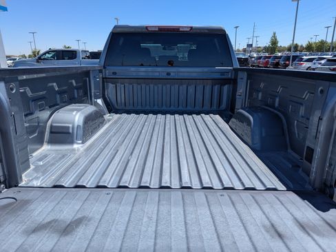 Certified 2020 Chevrolet Silverado 1500 Custom Trail Boss w/ Custom Convenience Package AWD/4WD image 31