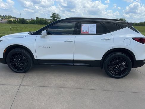 Used 2023 Chevrolet Blazer RS w/ Driver Confidence II Package FWD image 6