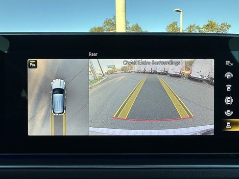 Certified 2022 Mercedes-Benz GLE 350 4MATIC w/ Premium Package image 23