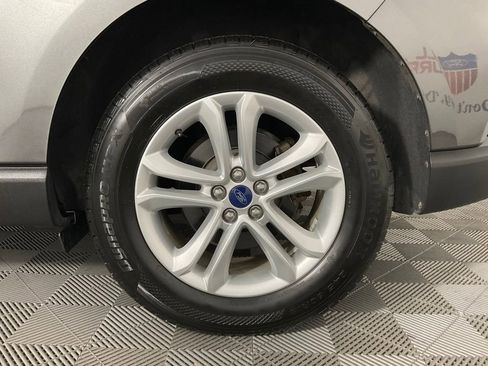 Certified 2019 Ford Edge SEL AWD/4WD image 10