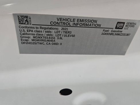 Used 2021 GMC Acadia SLE w/ Driver Convenience Package image 32