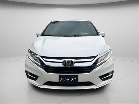 Used 2018 Honda Odyssey Elite image 3
