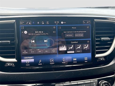 Used 2022 Chrysler Pacifica Touring-L image 14