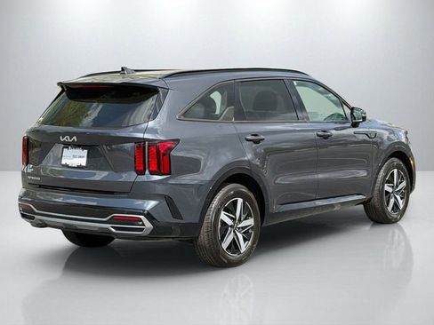 Certified 2023 Kia Sorento S w/ Panoramic Sunroof Package FWD image 7