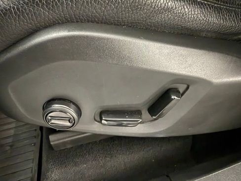 Used 2019 Volvo XC90 T6 Momentum w/ Advanced Package image 27