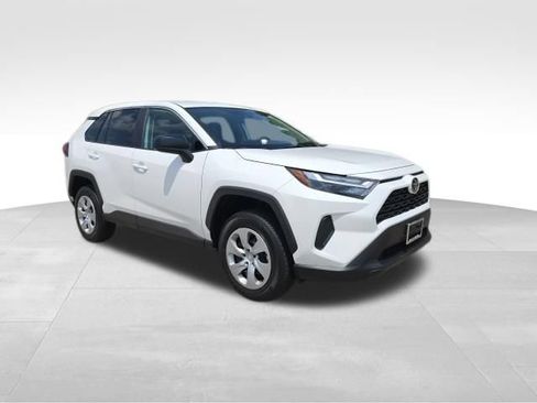 Used 2024 Toyota RAV4 LE FWD image 8