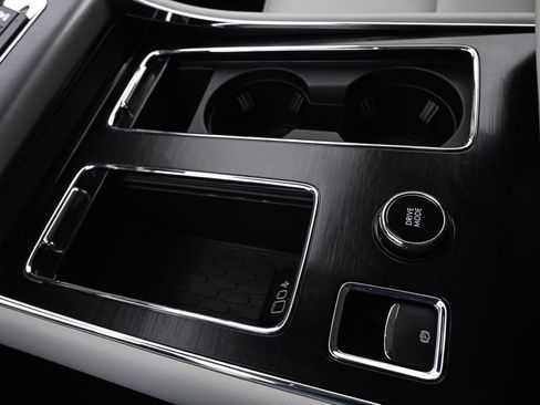 New 2026 Lincoln Aviator AWD image 33