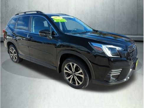 Certified 2023 Subaru Forester Limited image 9