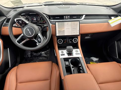 New 2026 Jaguar F-PACE R-Dynamic S AWD/4WD image 9