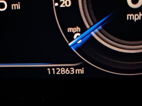 Used 2019 Volkswagen Tiguan SEL image 51