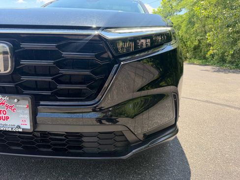 Used 2024 Honda CR-V EX image 6