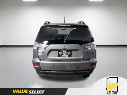 Used 2012 Mitsubishi Outlander SE AWD/4WD image 6