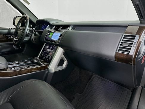 Used 2018 Land Rover Range Rover Supercharged image 33